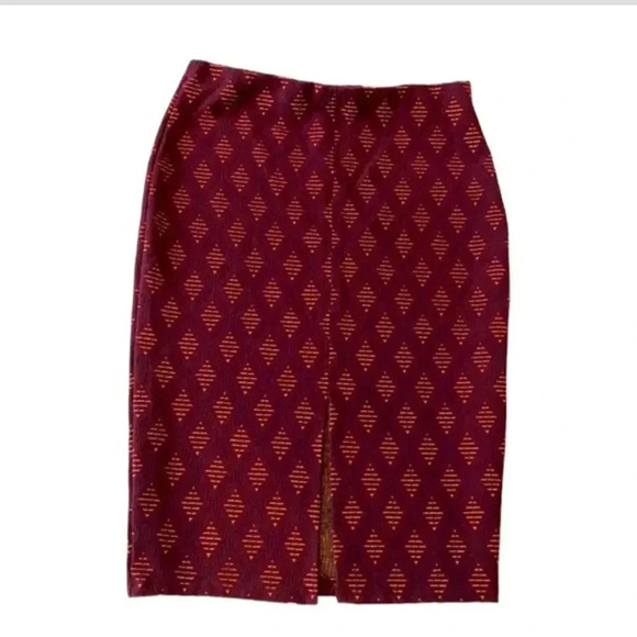 Zara maroon print pencil midi skirt Front slit Size L Geometric Stretchy - Picture 2 of 11